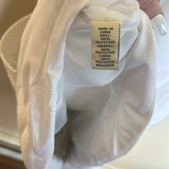 RuffHewn Puffer Vest White Womens Size 1X Side Zipper Closure With Hidden Snaps - Picture 9 of 15